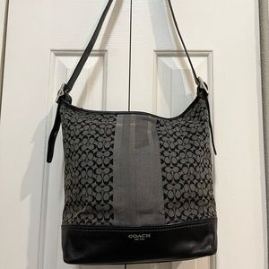 ❗️SOLD ❗️- Coach vintage hobo bag
